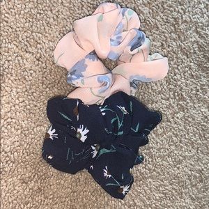 2 scrunchie bundle